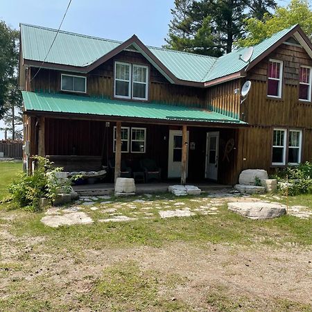 4 Bedroom Cottage On Manitoulin Island Next To Sand Beaches! Providence Bay 외부 사진