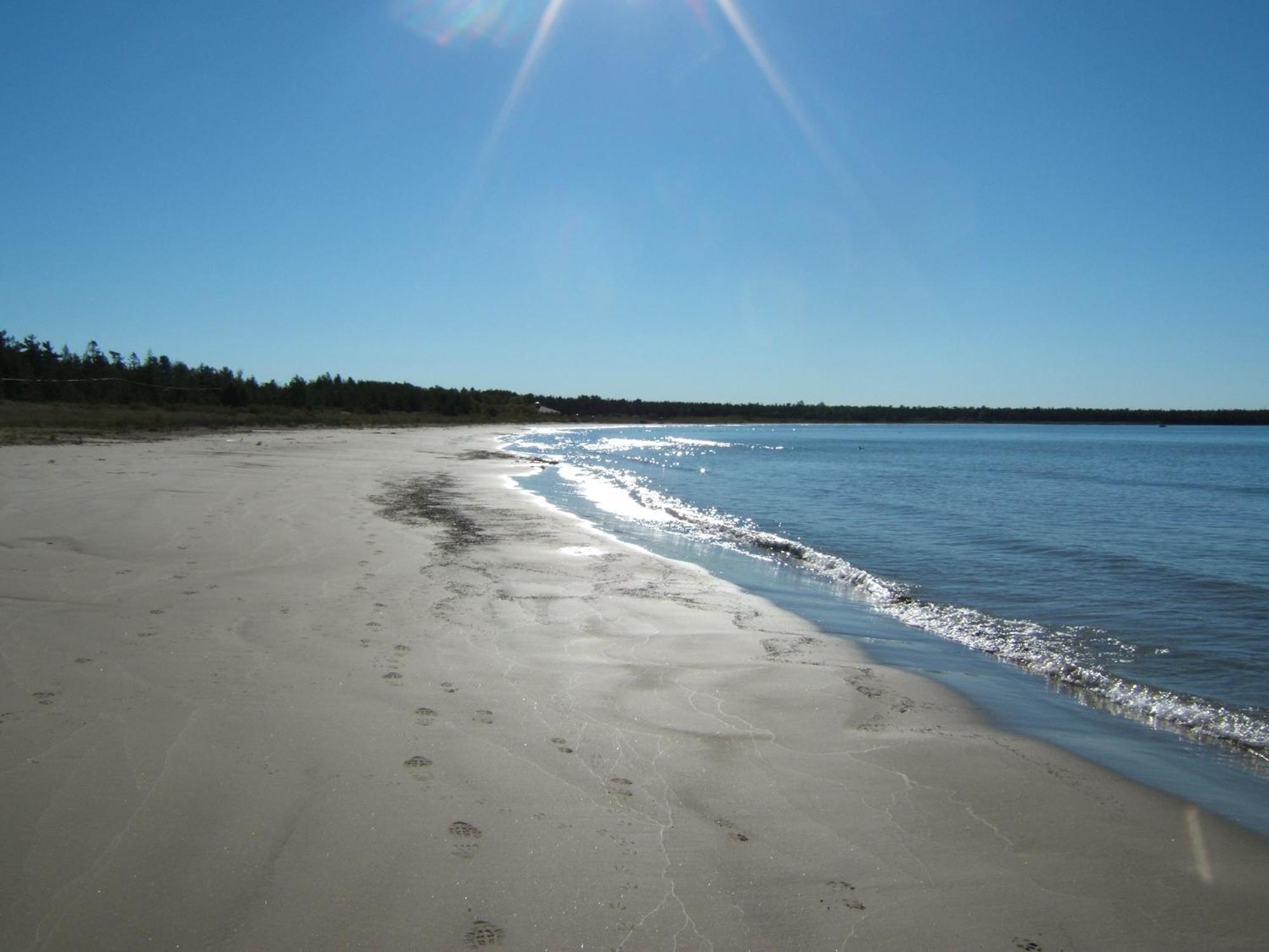 4 Bedroom Cottage On Manitoulin Island Next To Sand Beaches! Providence Bay 외부 사진